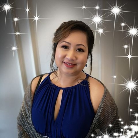 Meet your Posher, Claire - Picture 1 of 1